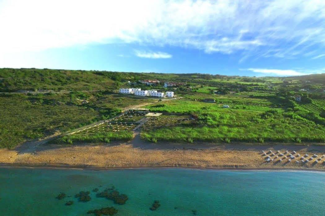 Sukha Inn Hotel & Beach Tenedos Buitenkant foto