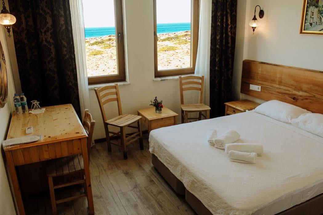 Sukha Inn Hotel & Beach Tenedos Buitenkant foto