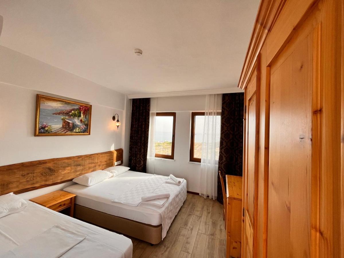 Sukha Inn Hotel & Beach Tenedos Buitenkant foto