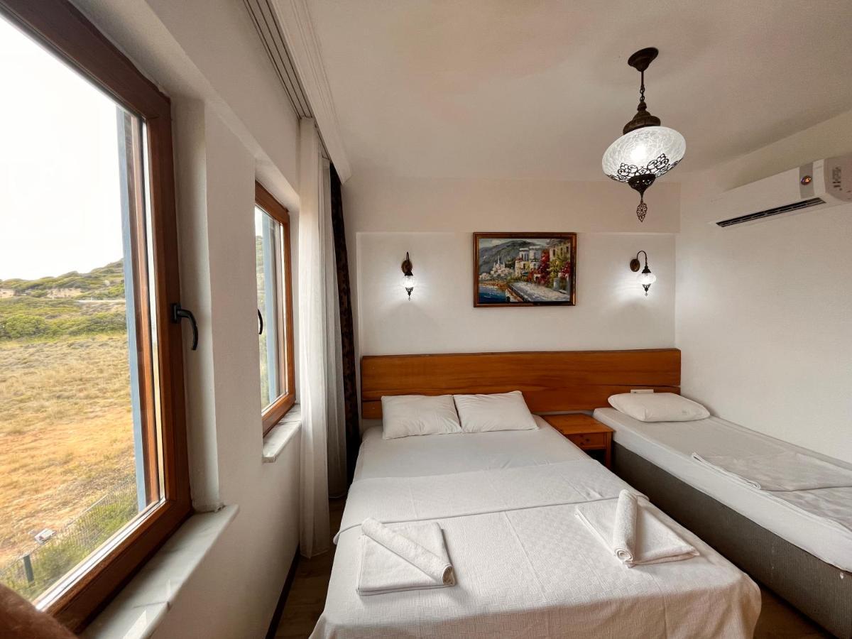 Sukha Inn Hotel & Beach Tenedos Buitenkant foto