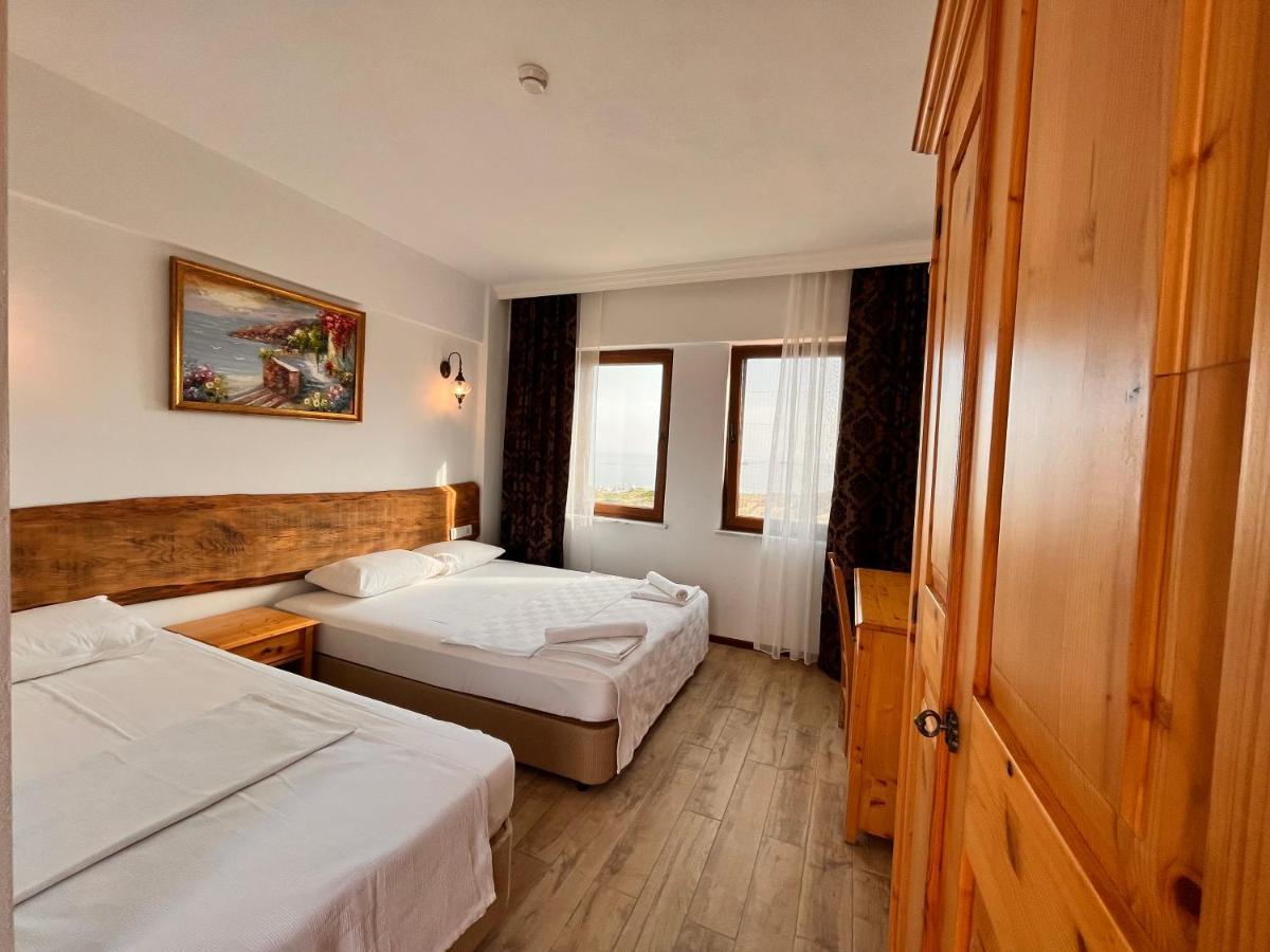 Sukha Inn Hotel & Beach Tenedos Buitenkant foto