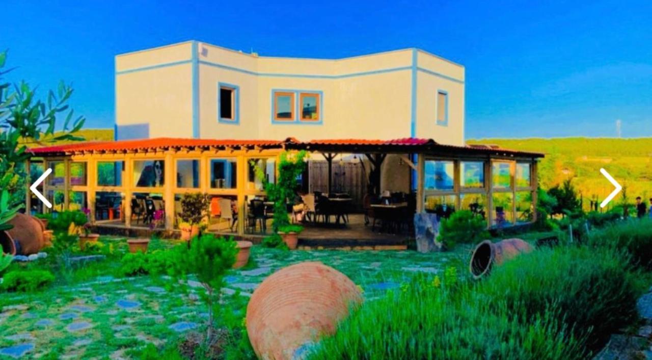Sukha Inn Hotel & Beach Tenedos Buitenkant foto